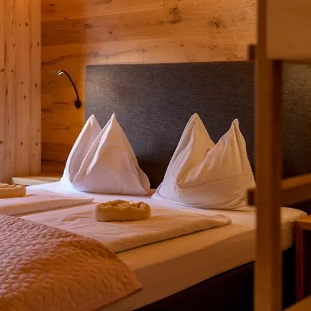 Kleine Bio Tiefenbach Hotell