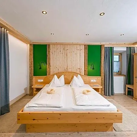 Kleine Bio Tiefenbach Hotel