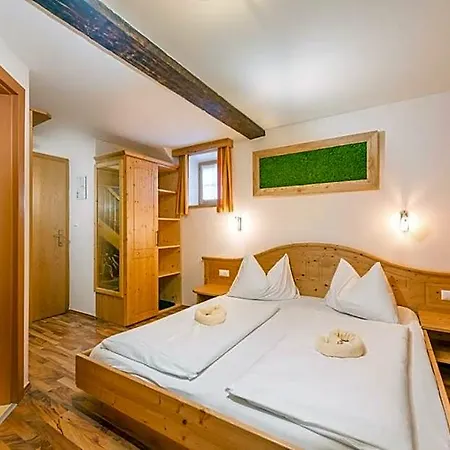 Hotel Kleine Bio Tiefenbach *