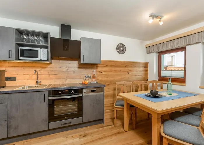 Kleine Bio Tiefenbach 酒店 *