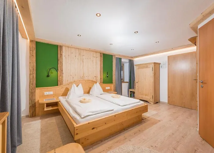 酒店 Kleine Bio Tiefenbach 斯拉德明